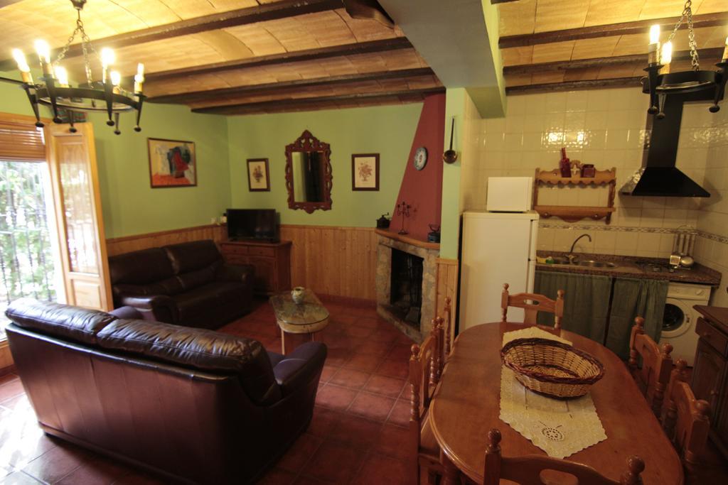 Vila Mesoncillo Neo Hornos Exteriér fotografie